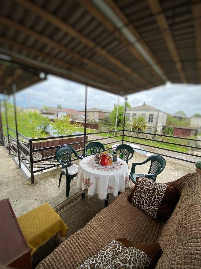 Мир Ochamchira Esterno foto